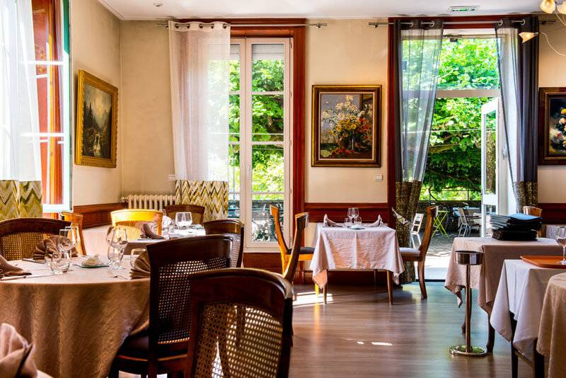 Emile Job - Restaurant Montmerle-sur-Saône
